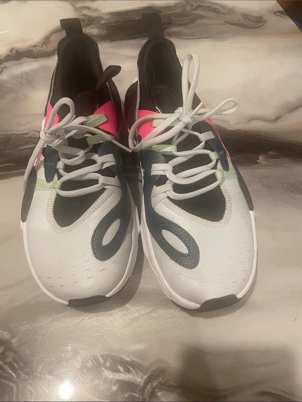 Nike Women's White, Black & Pink Low-Top Sneakers